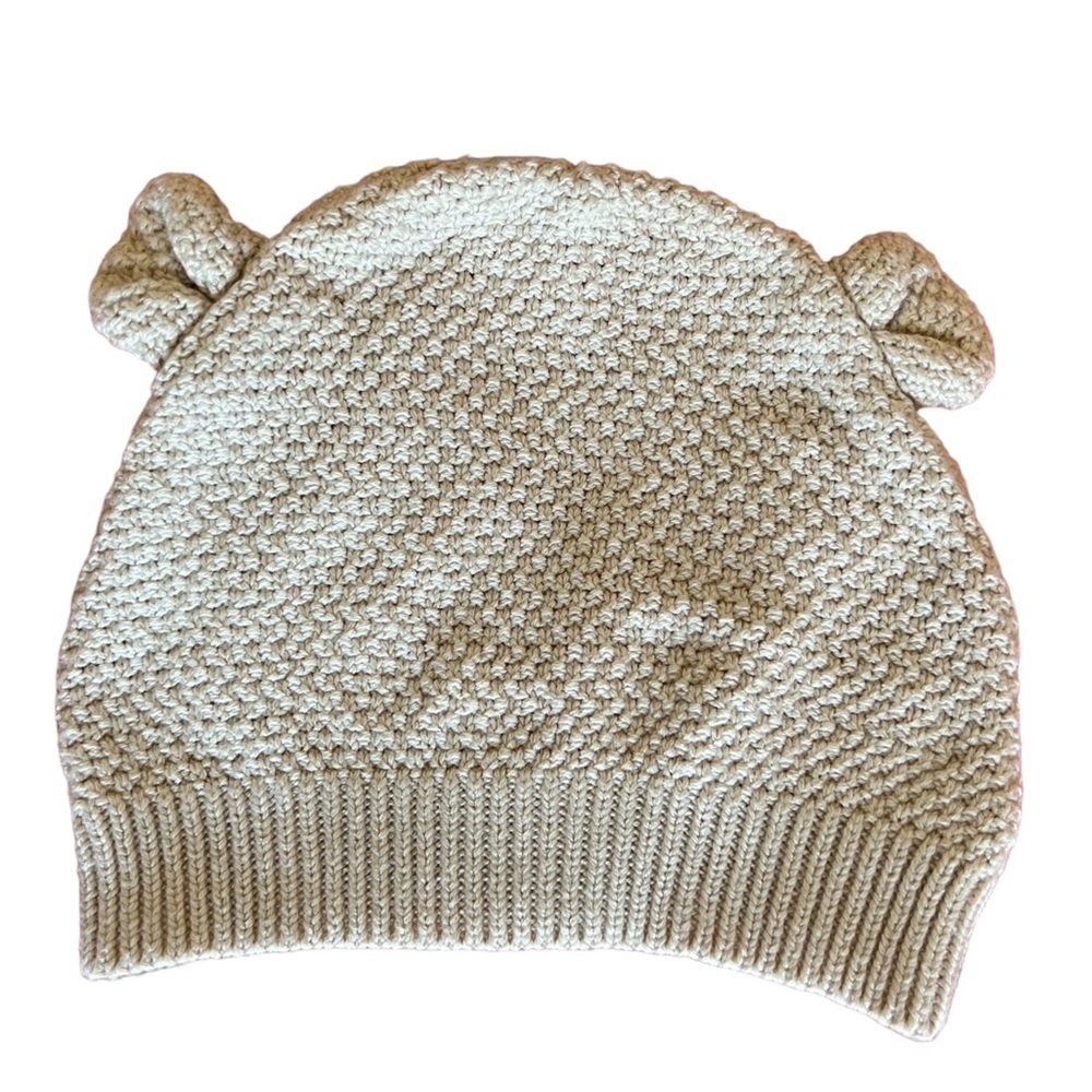 0-6 months hat Gerber knit baby hat in natural tone w/little teddy bear ears
